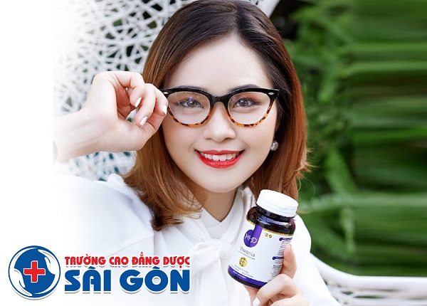 Tâm sự của cô sinh viên Cao đẳng Dược Sài Gòn với ước mở chữa bệnh cứu người