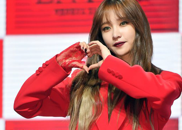 EXID nổi bật trong showcase comeback, ra mắt I LOVE YOU