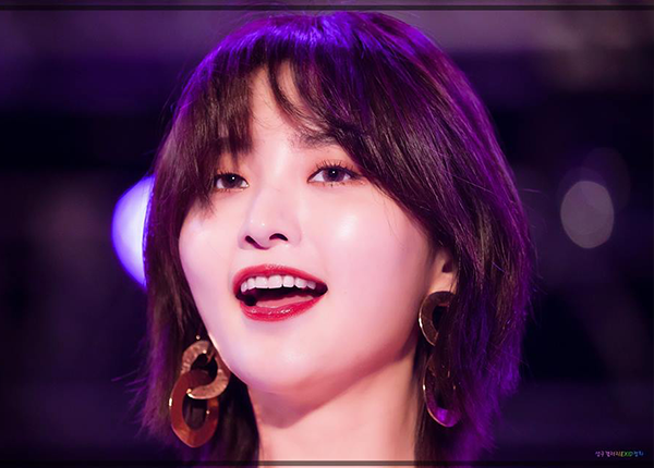 Junghwa (EXID), động lực cho những cô gái muốn cắt tóc ngắn